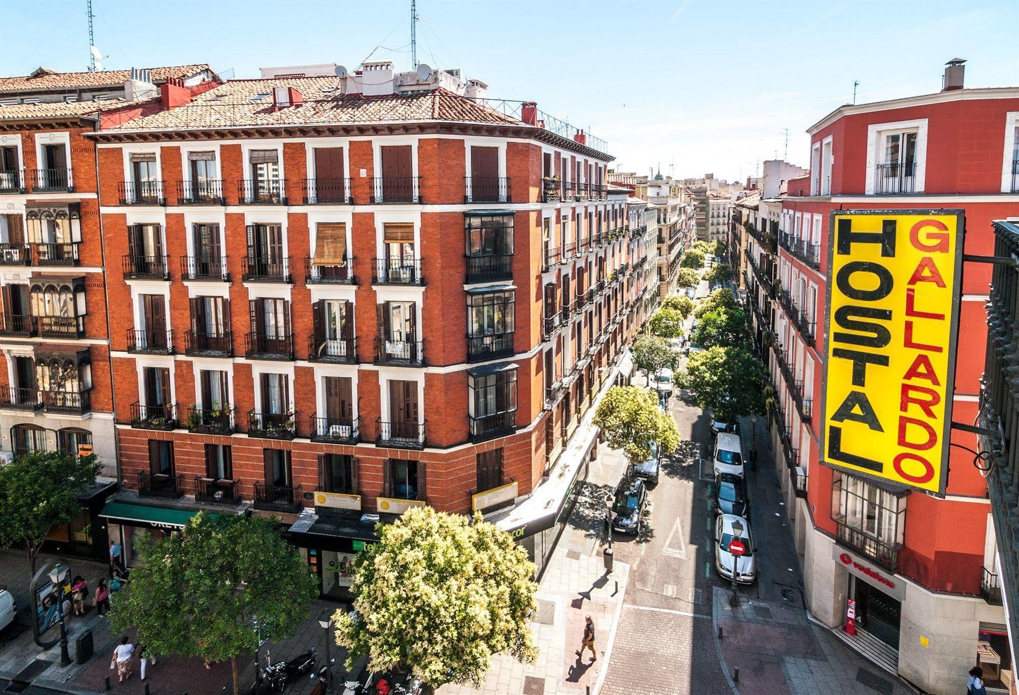 Hostal Gallardo Madrid Ngoại thất bức ảnh
